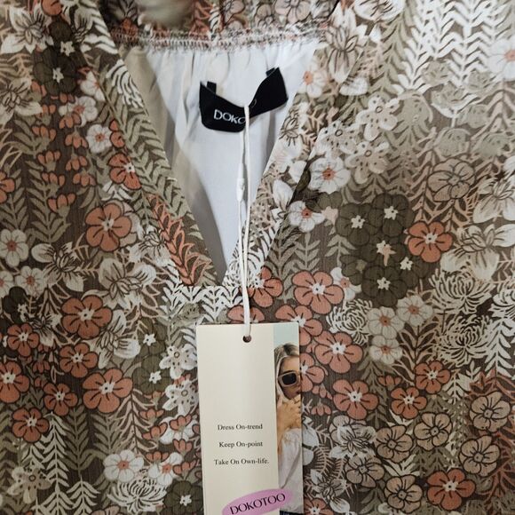Dokotoo Womens M Summer Top Khaki Floral Short Sleeve Lightweight NWT - Picture 3 of 4